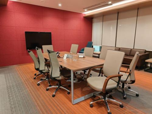 Adani Green Energy Ltd New Office, Amazing Environment